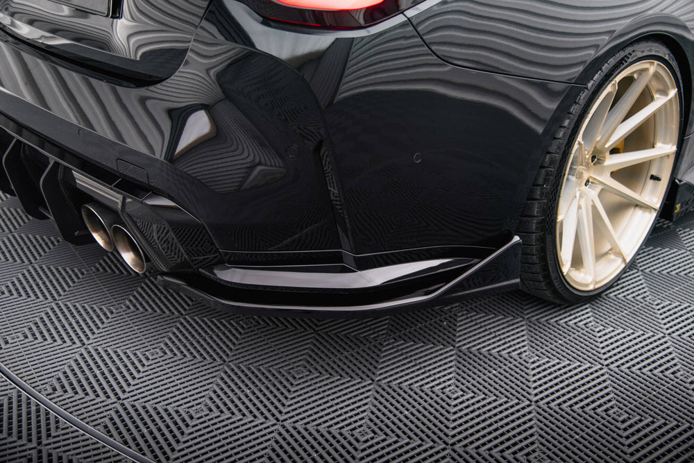 Bakre Sido Splitters / Sidoextensions V.4 BMW M4 G82 (Blank Svarta)