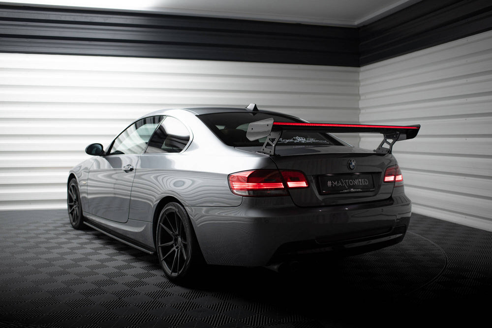 Kolfiber Vinge med LED BMW E92 / M3 E92 Coupe - Kafi Racing
