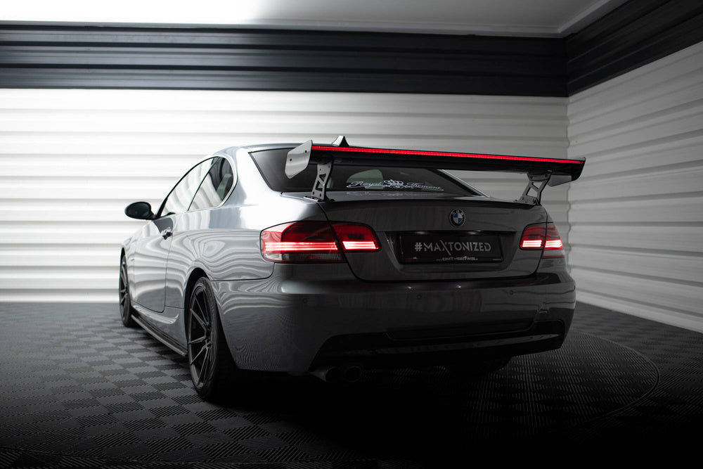 Kolfiber Vinge med LED BMW E92 / M3 E92 Coupe - Kafi Racing