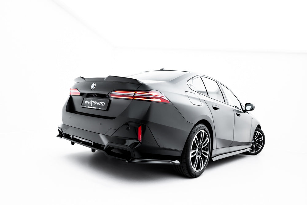 Bakre Splitter V.1 BMW G60, G61 5-Serie (Blank Svart)