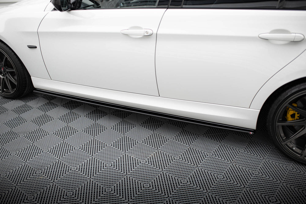 Side Skirts / Sidokjolar BMW E90, E91 (Blank Svarta) - Kafi Racing