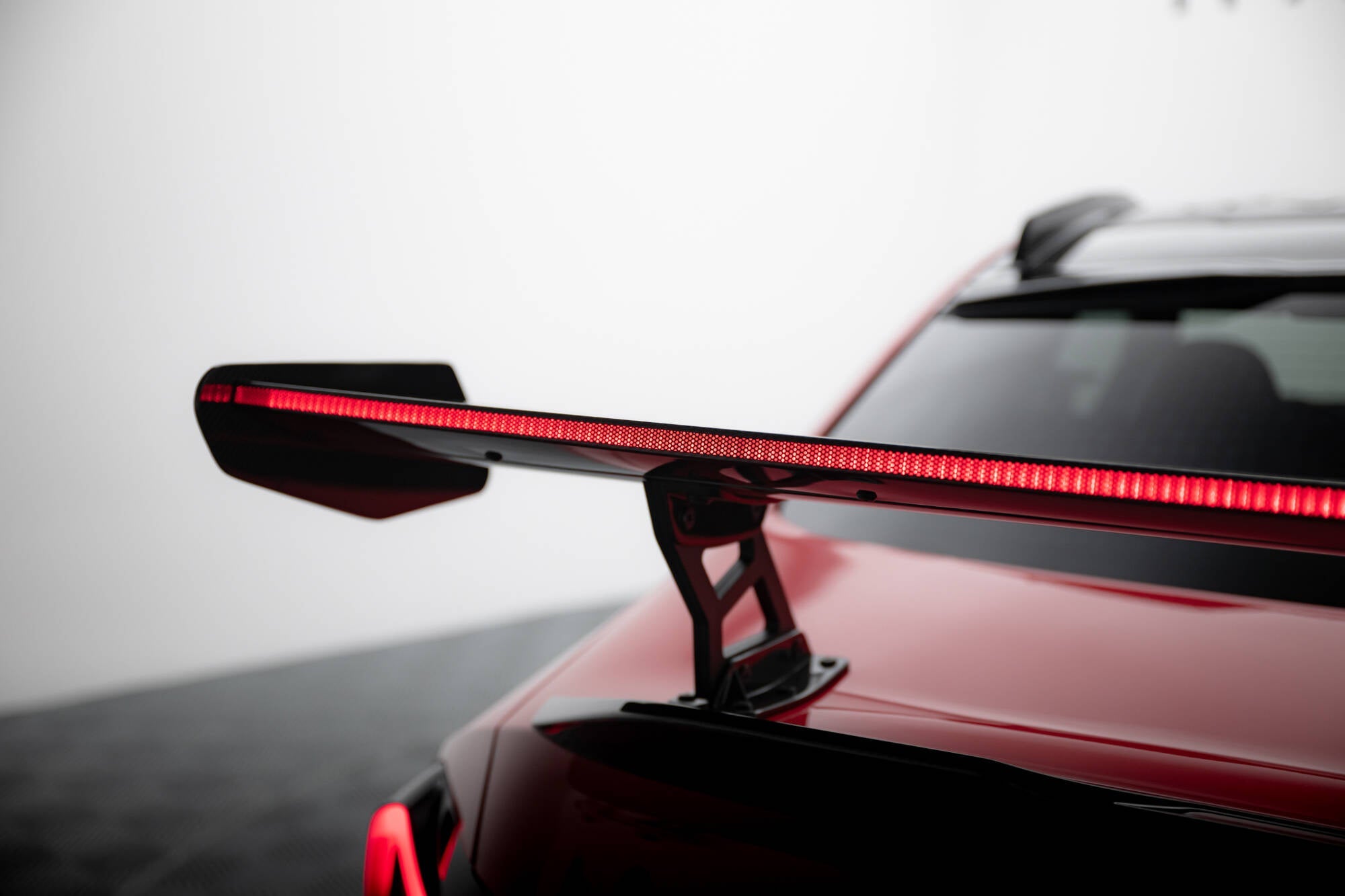 Kolfiber Vinge (LED) BMW M2 G87 - Kafi Racing