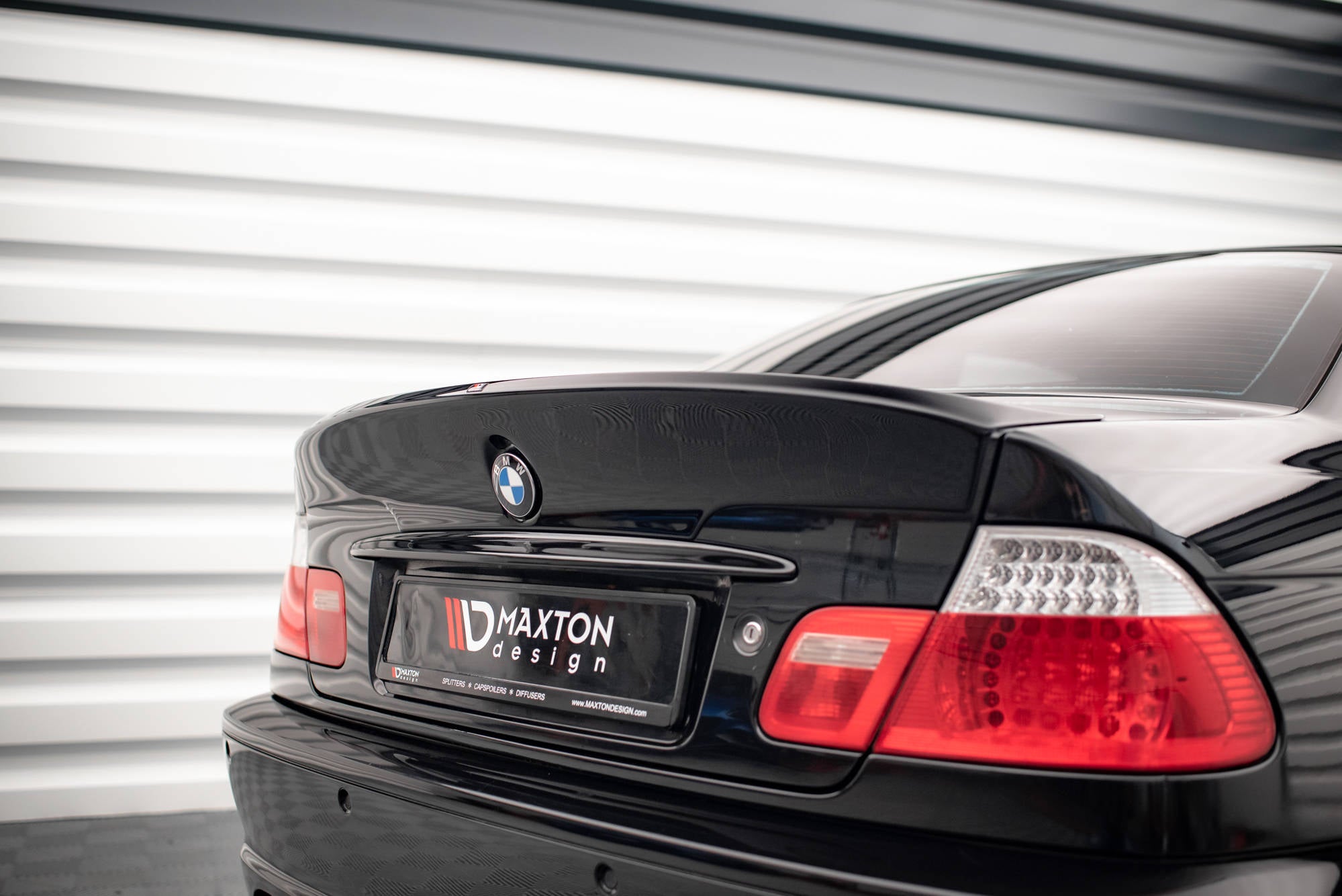 CSL Style Wing BMW E46 - (4 Door)