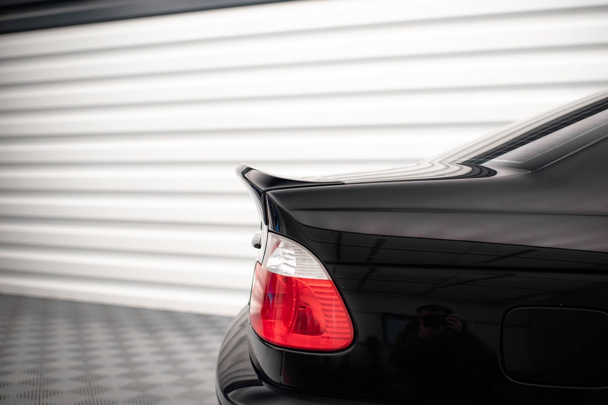 CSL Style Wing BMW E46 - (4 Door)