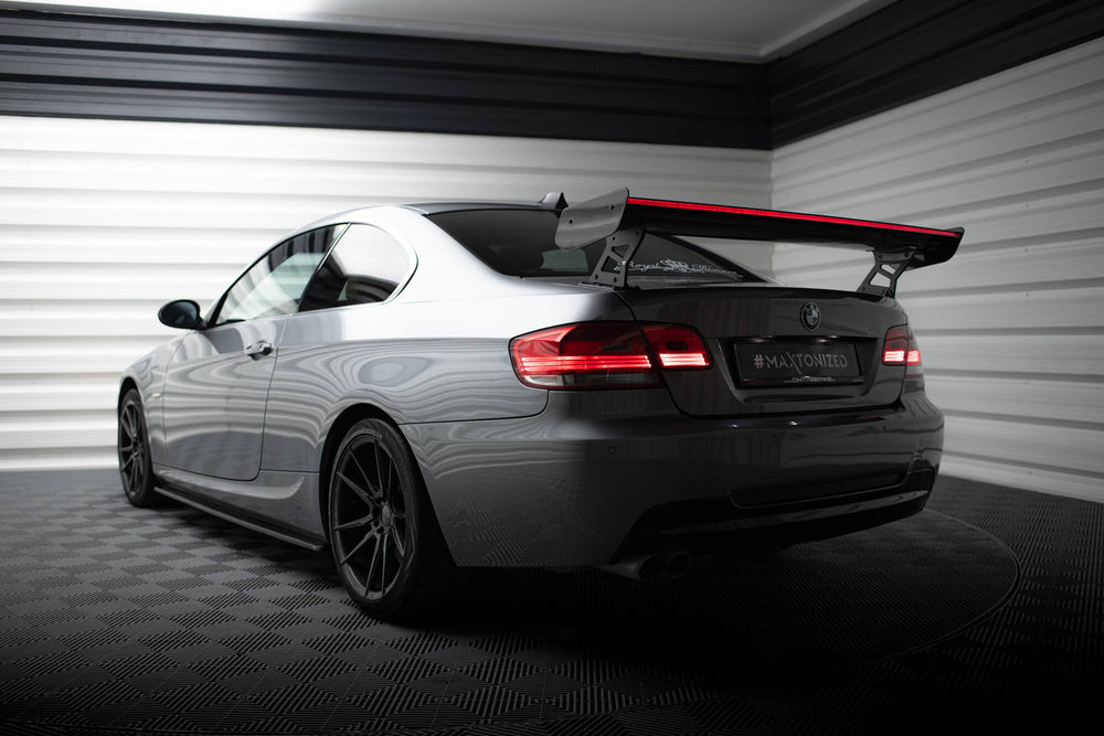 Kolfiber Vinge med LED BMW E92 / M3 E92 Coupe - Kafi Racing