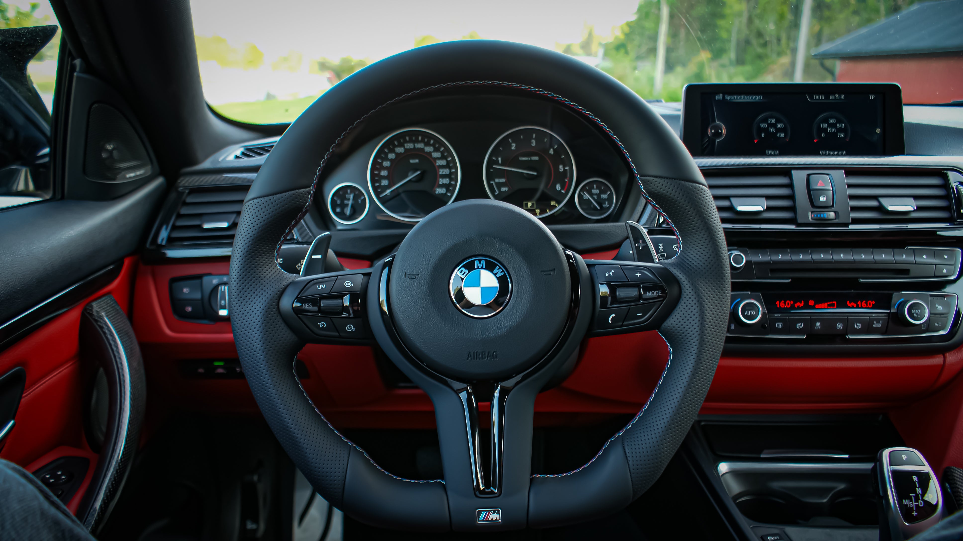 BMW F-Series Leather Steering Wheel Black Details