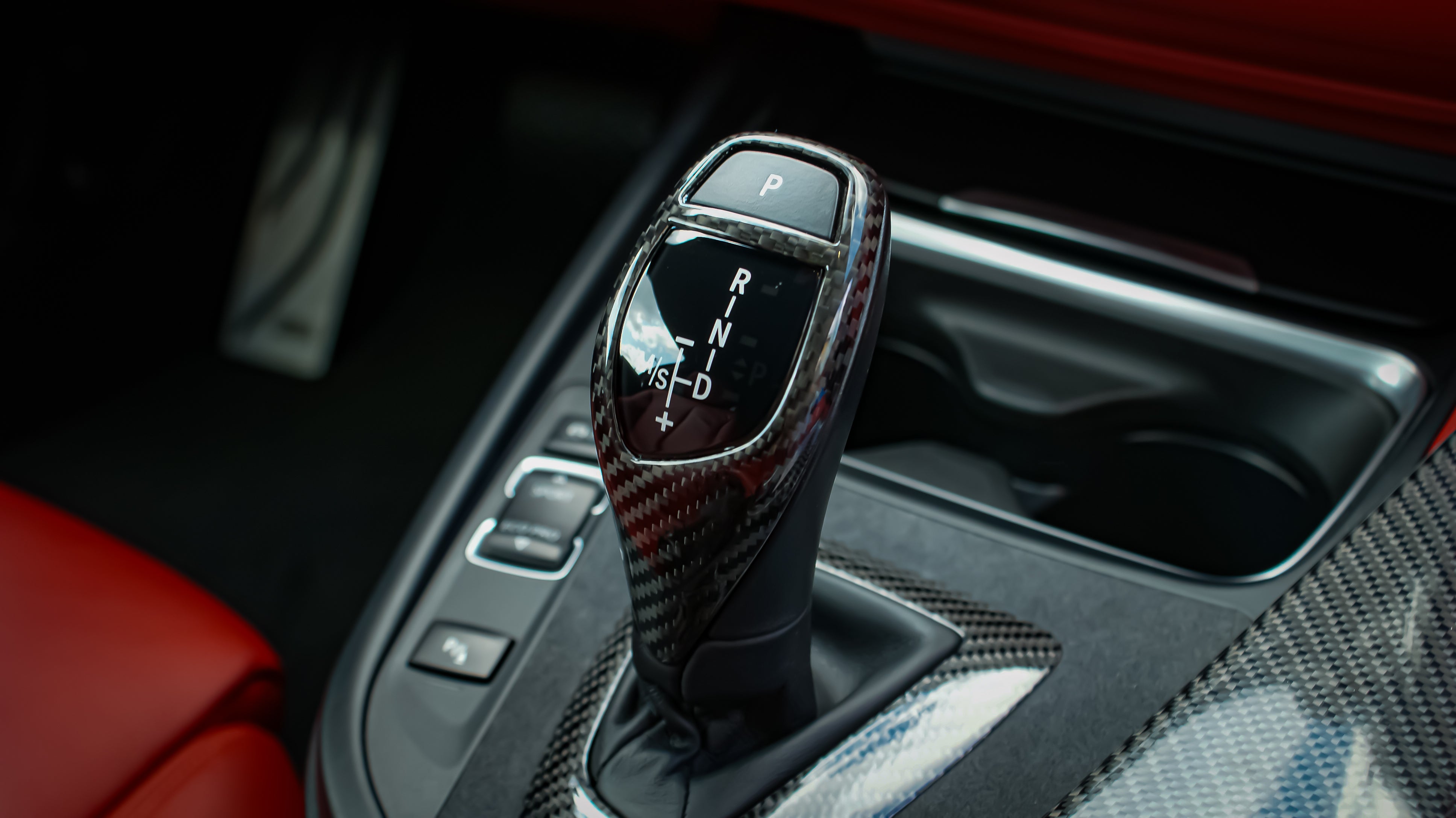 BMW F-Series LCI Carbon Fiber Gear Knob / Shift Lever